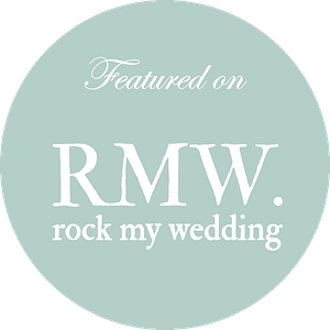Insignia de "Publicado en el blog de bodas Rock my wedding".